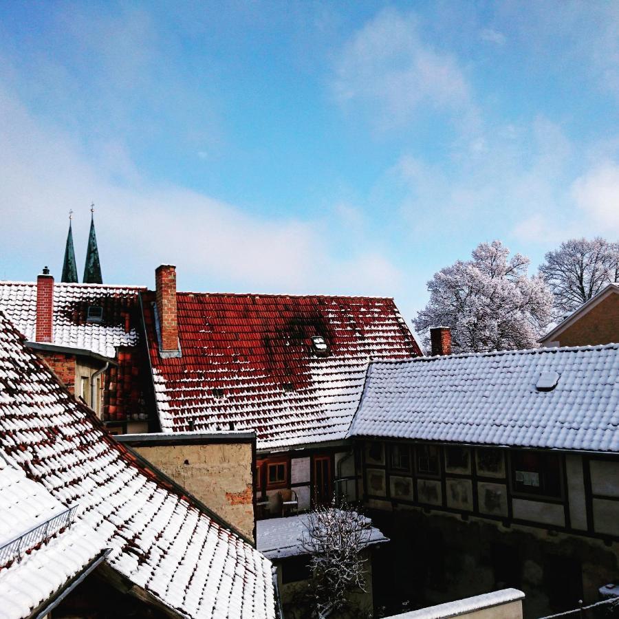 Hotel Garni Tilia Quedlinburg Exteriör bild