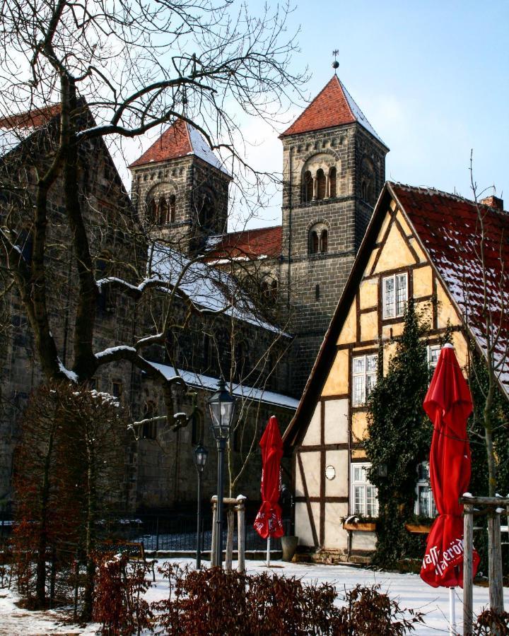 Hotel Garni Tilia Quedlinburg Exteriör bild