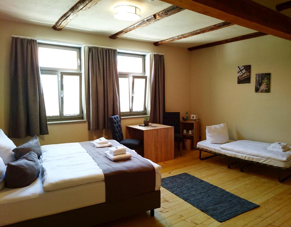 Hotel Garni Tilia Quedlinburg Exteriör bild