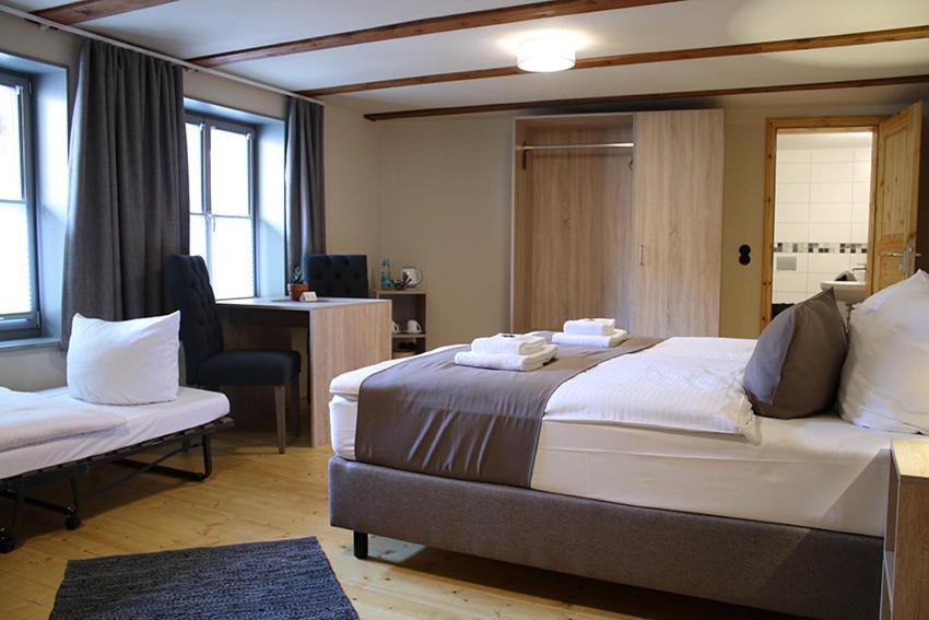 Hotel Garni Tilia Quedlinburg Exteriör bild